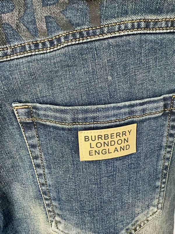 ブランドジーンズ細部ディテール